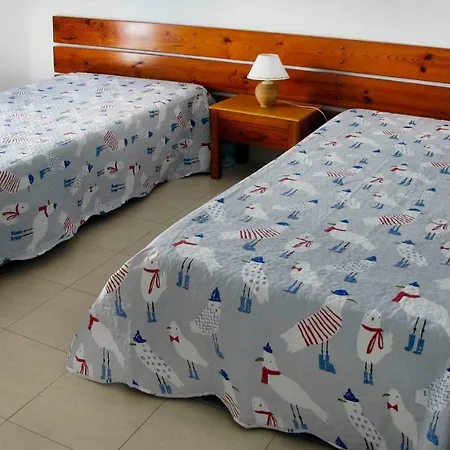 Edificio Sequeira: T1 Vista Mar *